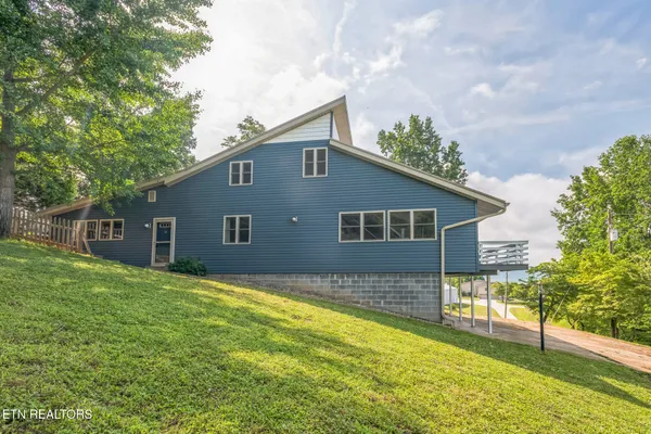 $585,000 | 769 Gilmore Road, Bean Station, TN 37708