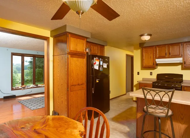 $325,000 | N5914 15th Avenue, Wild Rose, WI 54984