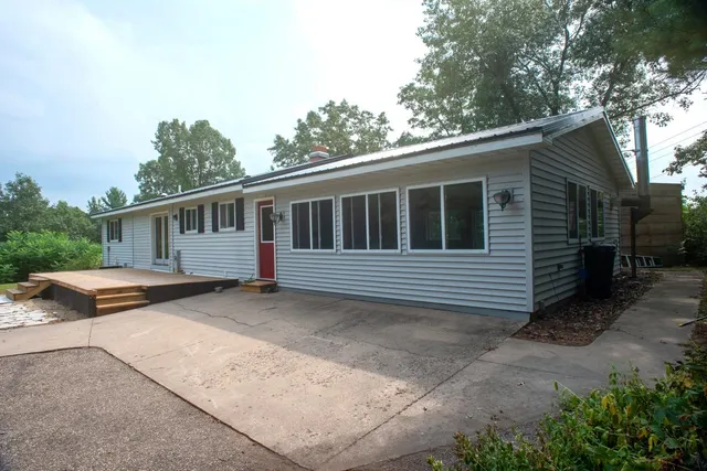 $325,000 | N5914 15th Avenue, Wild Rose, WI 54984