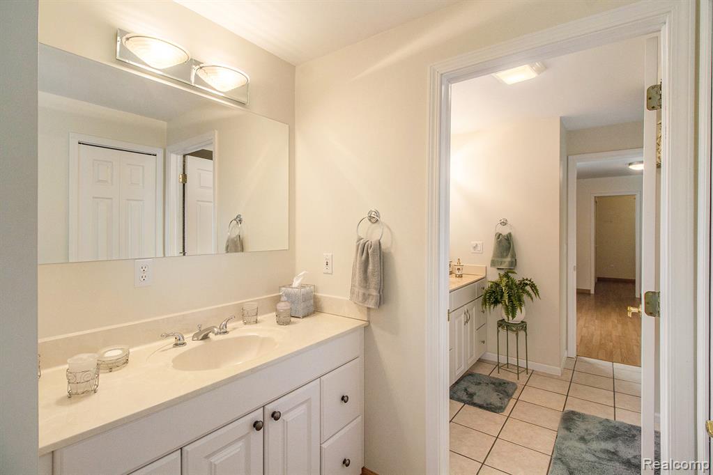 6443 Baldwin Road Swartz Creek, MI 48473 - Photo 15 of 27 Gallery Image 15