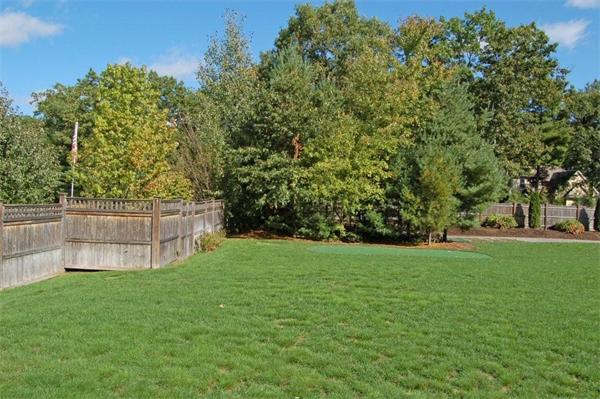 56 High Ridge Circle Franklin, MA 02038 - Photo 3 of 4 Gallery Image 3