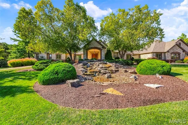 $1,685,000 | 1177 August Lake Drive, Defiance, MO 63341