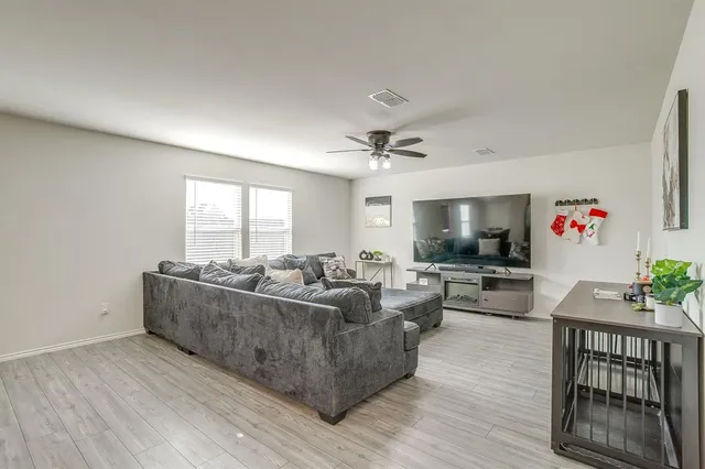 $365,000 | 4553 Greyberry Drive, Fort Worth, TX 76036