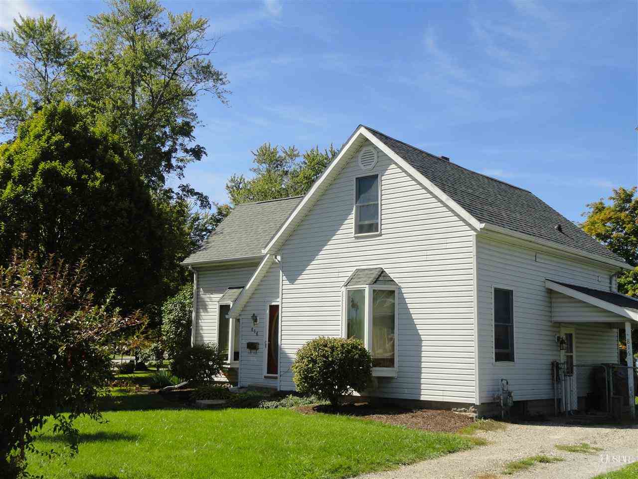 816 Winchester Street Decatur, IN 46733 - Photo 2 of 6