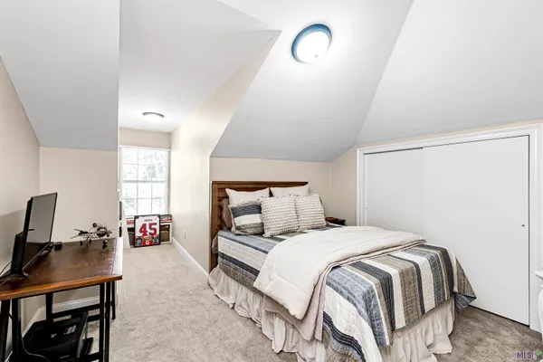 $749,900 | 19424 Creek Round Avenue, Baton Rouge, LA 70817