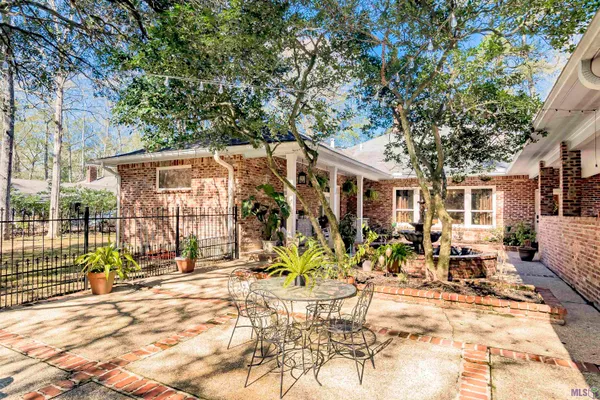 $749,900 | 19424 Creek Round Avenue, Baton Rouge, LA 70817