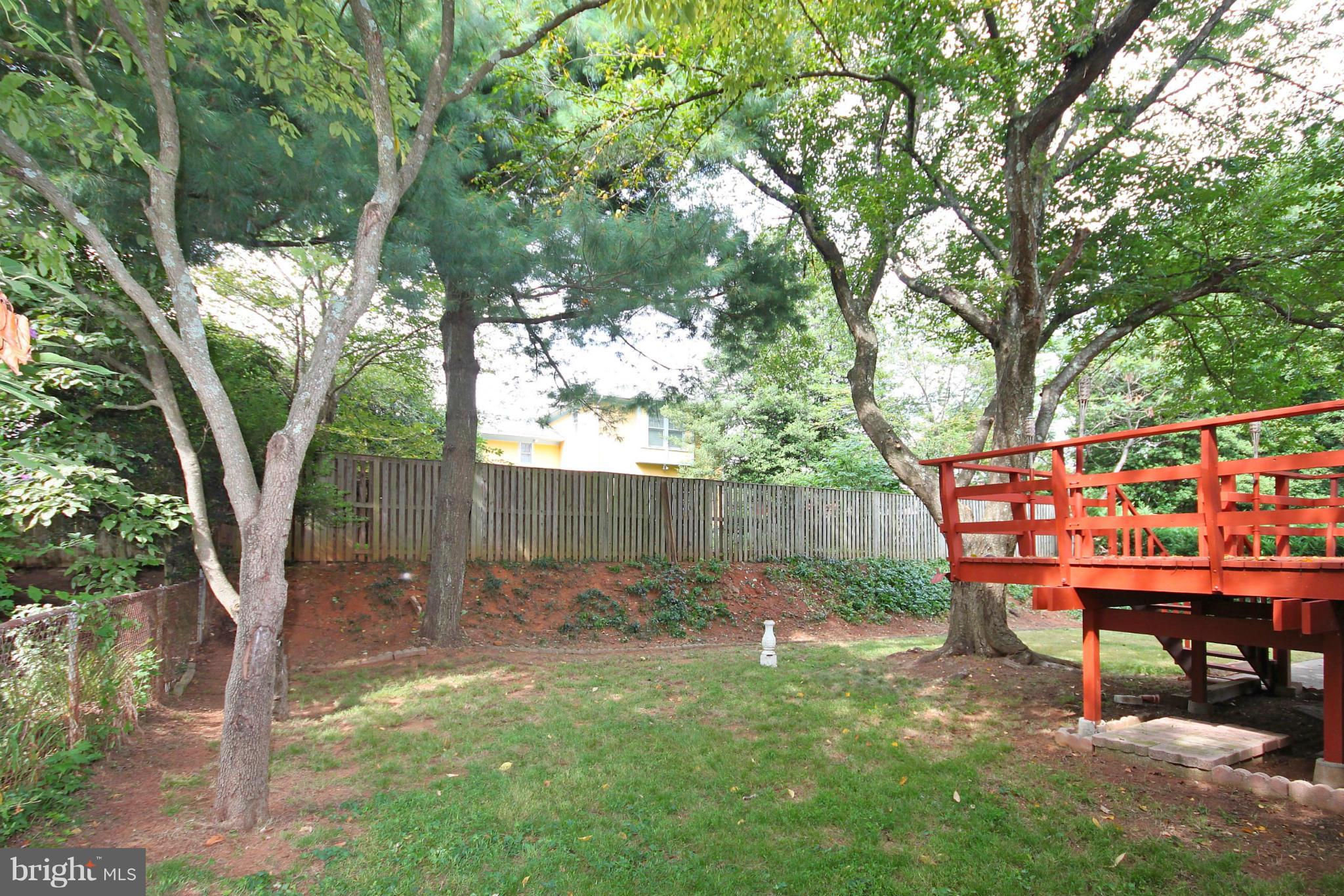 8616 Rayburn Road Bethesda, MD 20817 - Photo 22 of 24 Exterior (Rear)