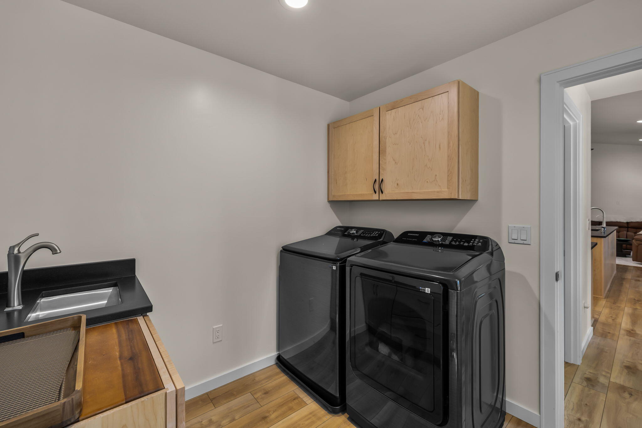 15943 Cascade Lane La Pine, OR 97739 - Photo 43 of 55 Laundry Room