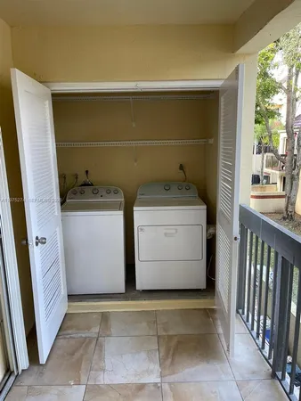 $2,900 | 13037 Southwest 88th Lane, Unit 204A, Miami, FL 33186