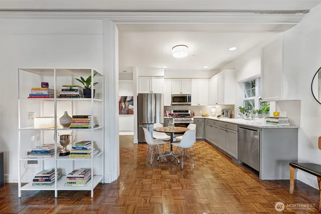 $579,000 | 410 Malden Avenue East, Unit B, Seattle, WA 98112