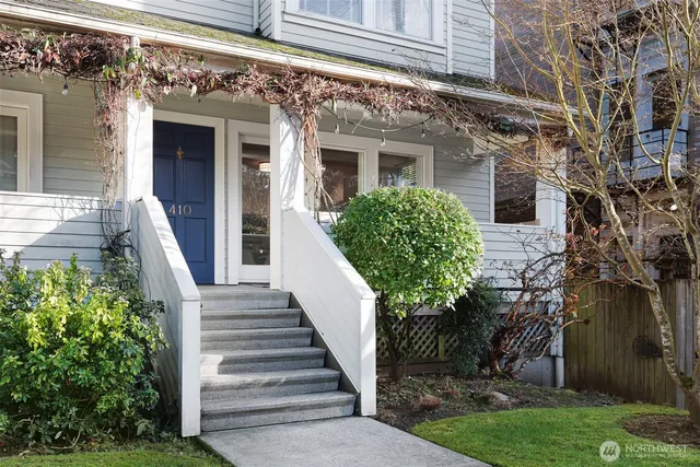 $579,000 | 410 Malden Avenue East, Unit B, Seattle, WA 98112