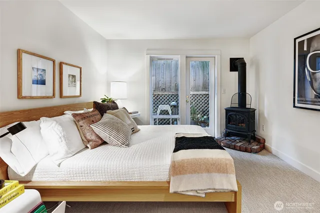 $579,000 | 410 Malden Avenue East, Unit B, Seattle, WA 98112