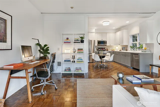 $579,000 | 410 Malden Avenue East, Unit B, Seattle, WA 98112