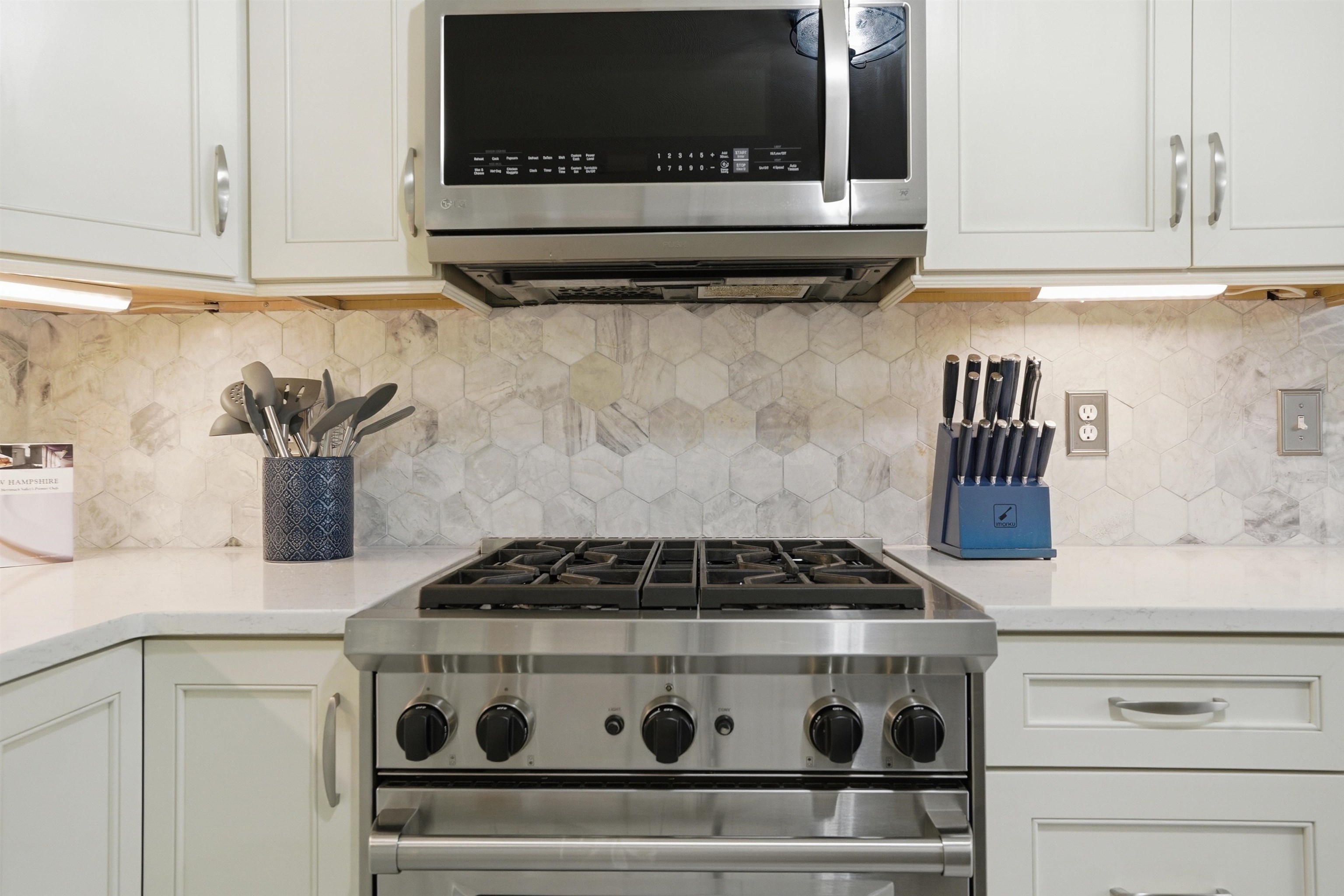 165 South Ridge Drive Manchester, NH 03109 - Photo 9 of 59 Gallery Image 9