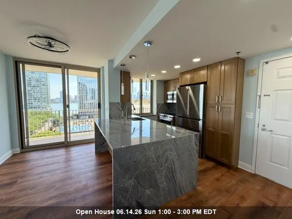 $7,200 | 1 2nd Street, Unit 1012, Jersey City, NJ 07302