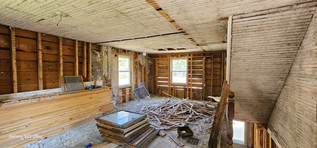 $48,000 | 18 North Main Street, Strong, ME 04983