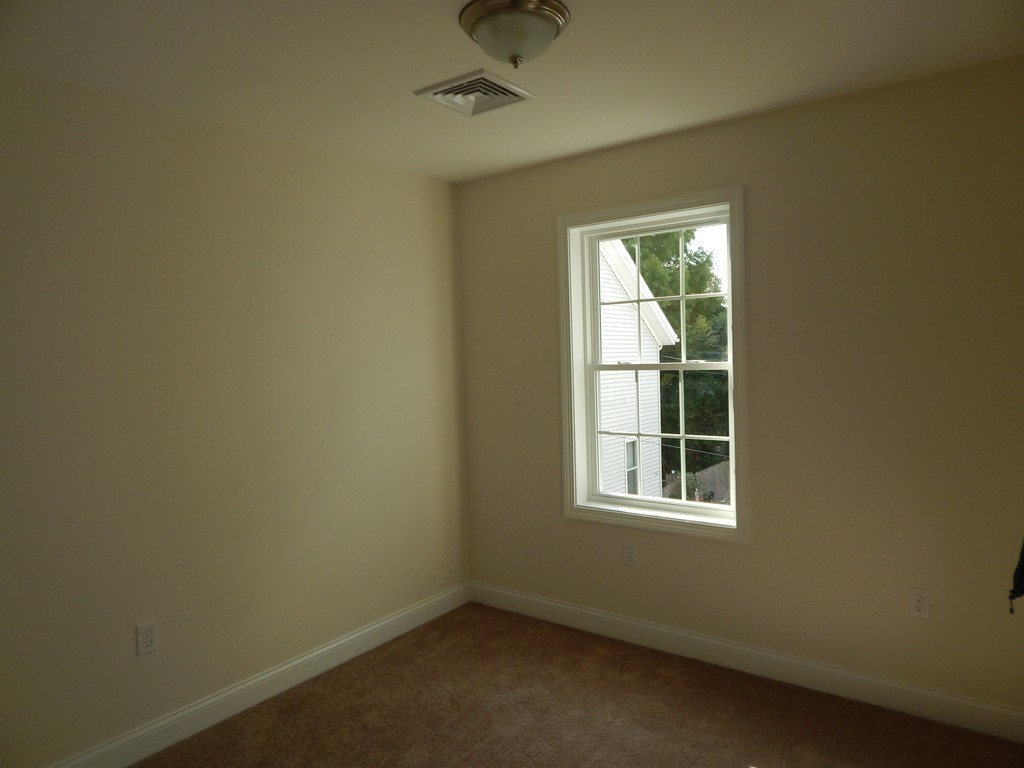 30 Coral Street, Unit 4 Fall River, MA 02721 - Photo 13 of 21 Gallery Image 13