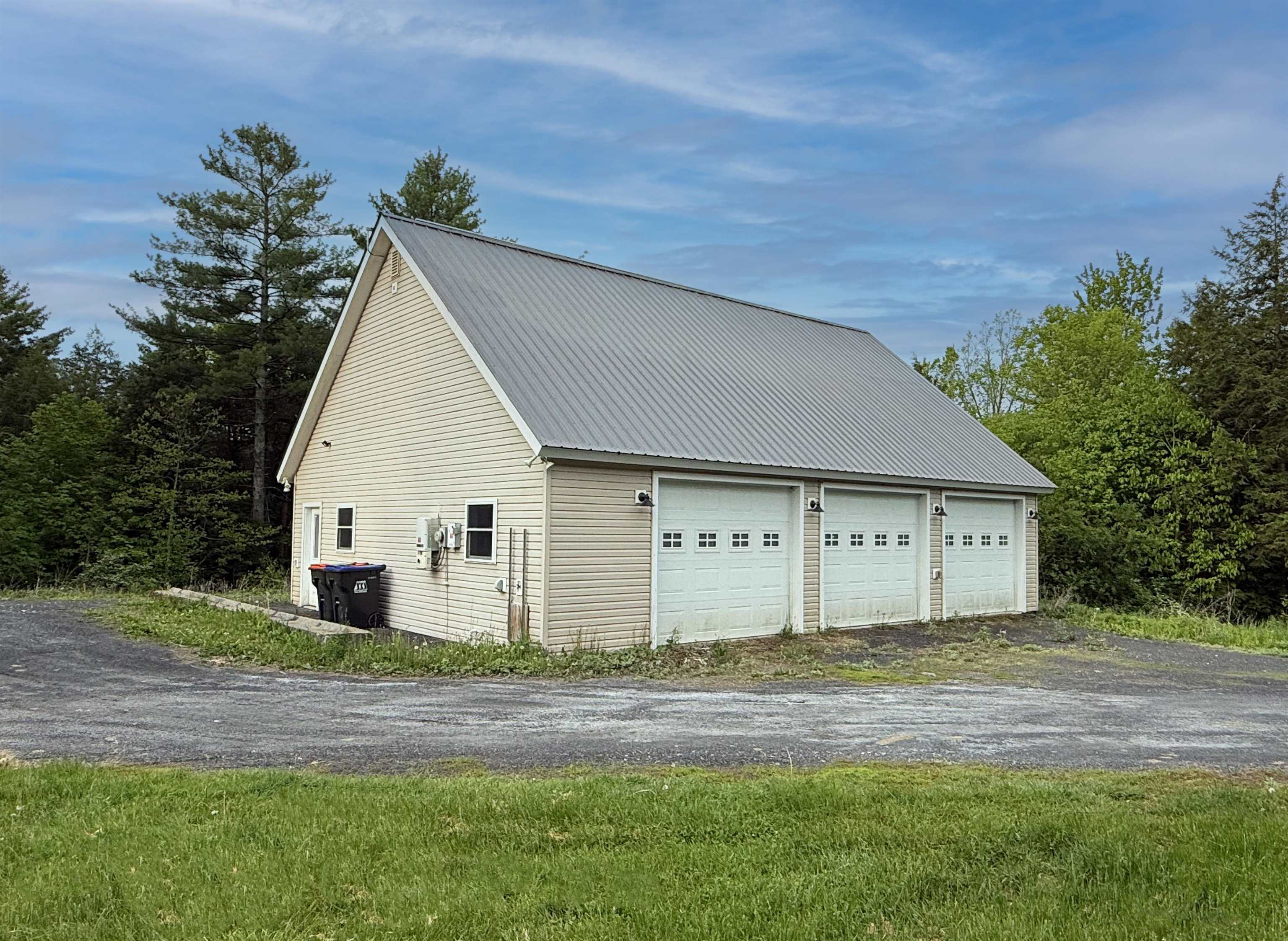 2475 Town Line Road Bridport, VT 05734 - Photo 3 of 27