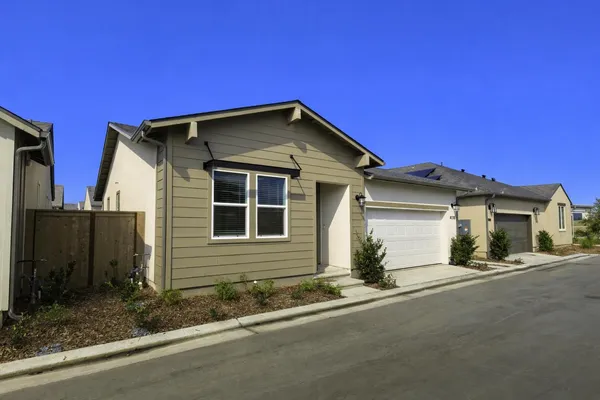 $406,440 | 4178 Agnes Lane, Madera, CA 93636