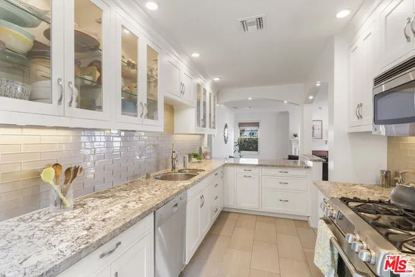 $1,850,000 | 4205 Mildred Avenue, Los Angeles, CA 90066