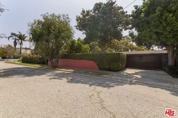 $1,850,000 | 4205 Mildred Avenue, Los Angeles, CA 90066