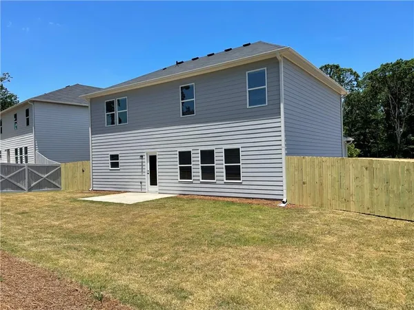 $2,295 | 434 Fox Crk Drive, Braselton, GA 30517