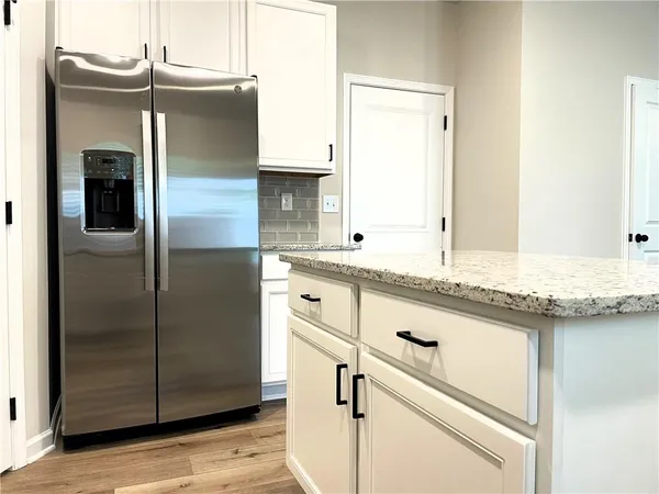 $2,295 | 434 Fox Crk Drive, Braselton, GA 30517