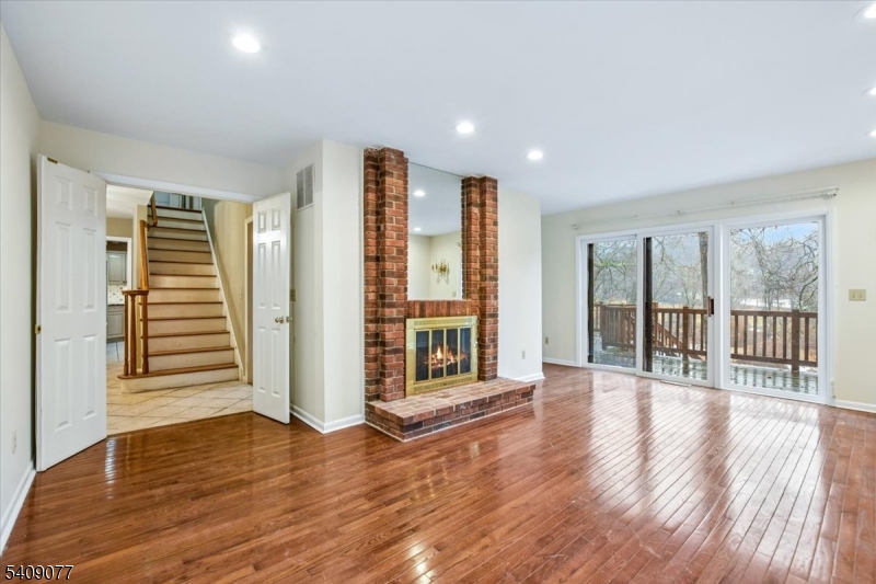 38 Hunters Circle Lebanon, NJ 08833 - Photo 14 of 34