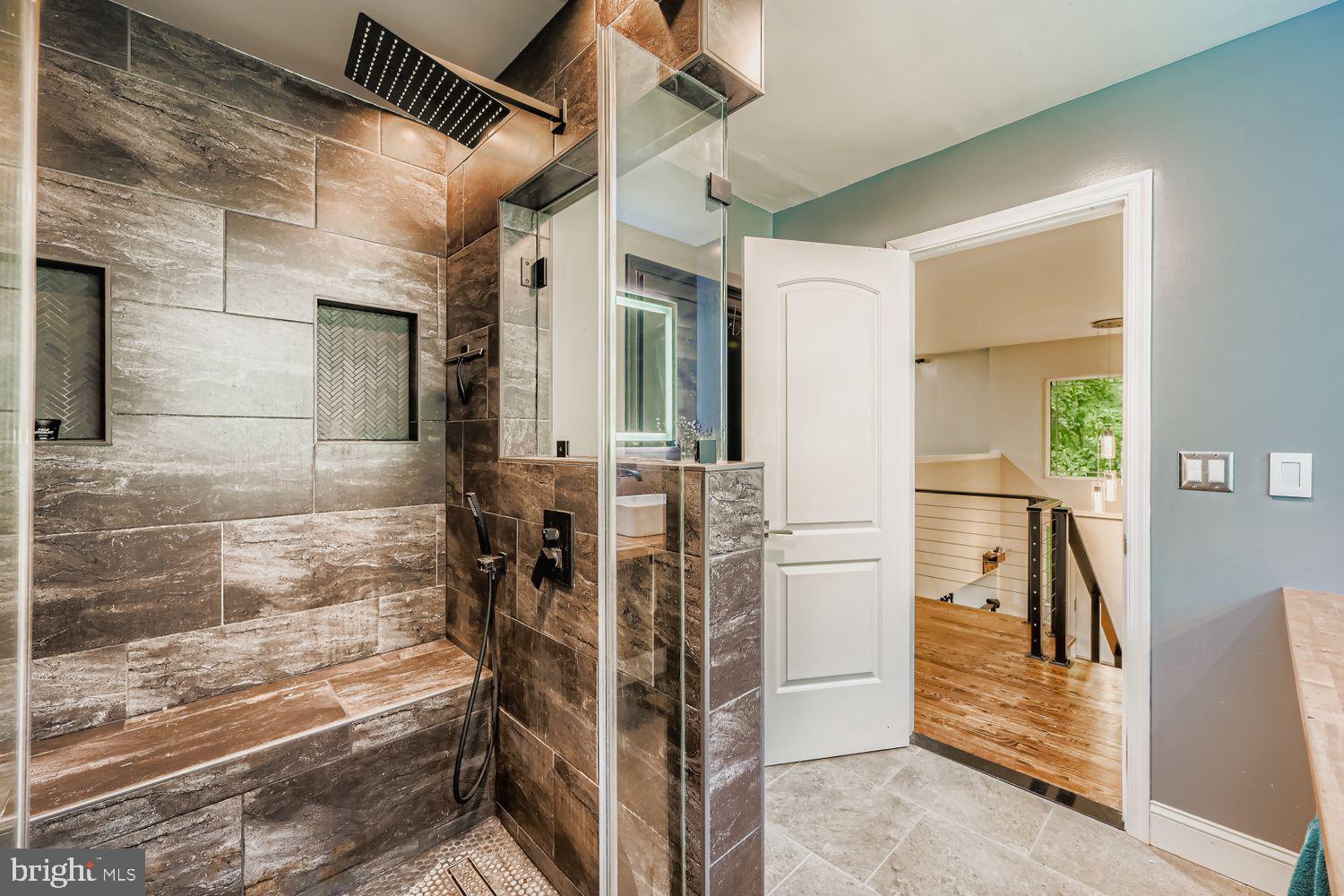 3203 Brezina Place Edgewater, MD 21037 - Photo 16 of 42 a bathroom with a tub