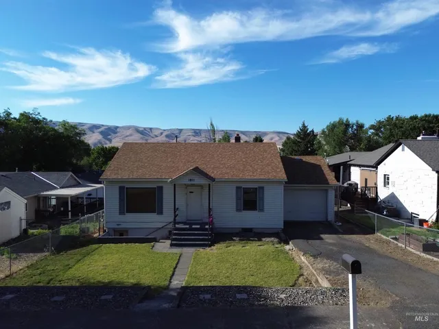 $335,000 | 1811 17th Avenue, Lewiston, ID 83501
