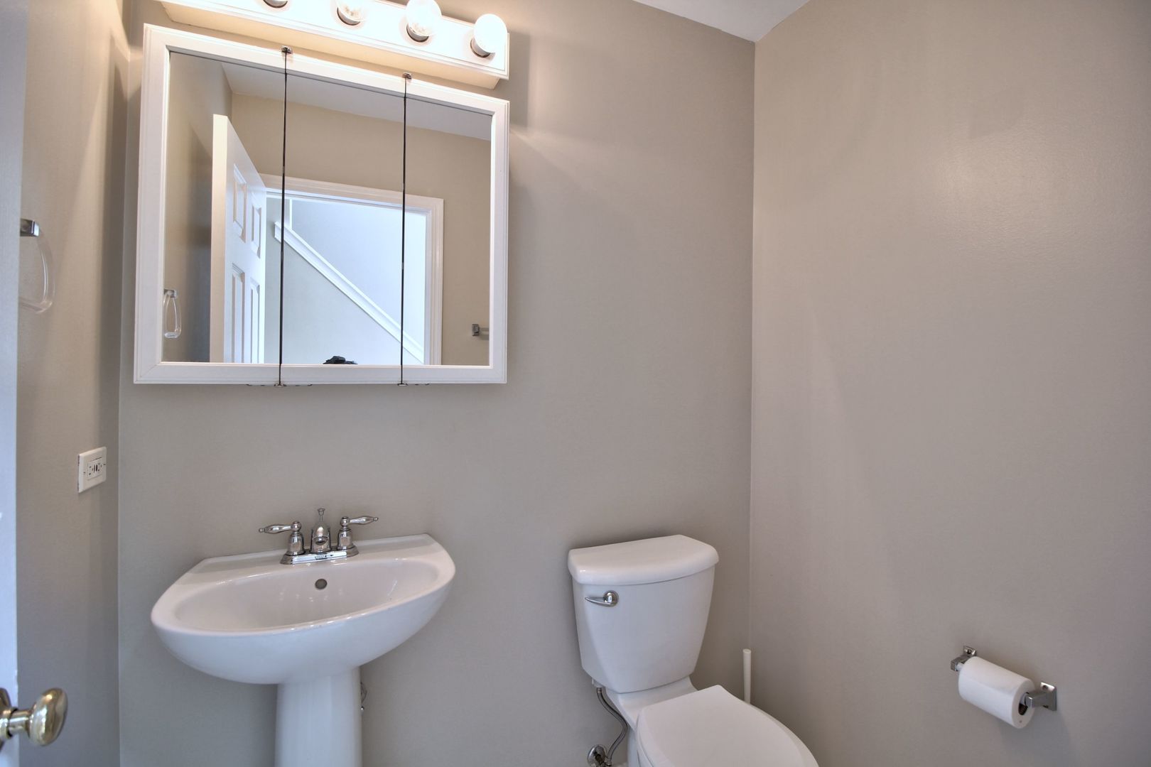 2423 Oak Tree Lane, Unit 2423 Plainfield, IL 60586 - Photo 6 of 13