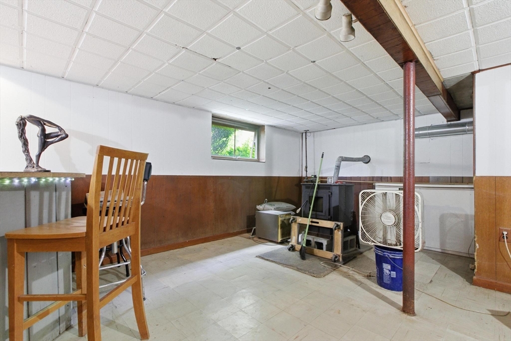152 Lake Street Middleton, MA 01949 - Photo 22 of 33