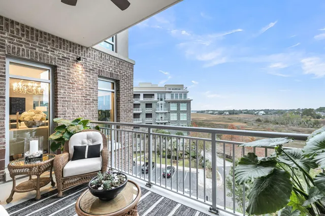 $1,624,900 | 155 Wingo Way, Unit 451, Mount Pleasant, SC 29464