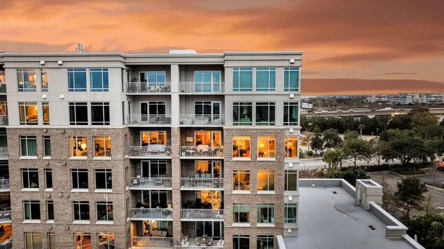 $1,624,900 | 155 Wingo Way, Unit 451, Mount Pleasant, SC 29464