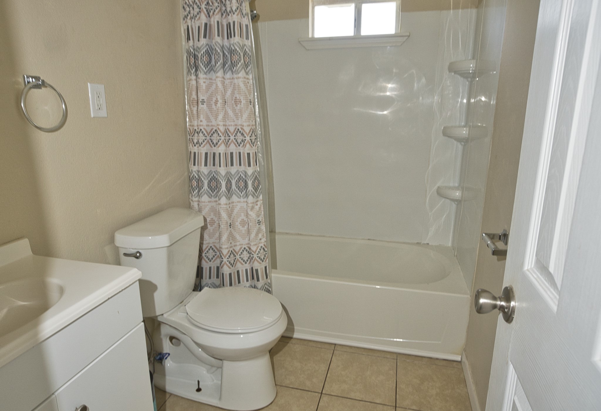 111 Georgia Street Brazoria, TX 77422 - Photo 20 of 38 Hall Bath