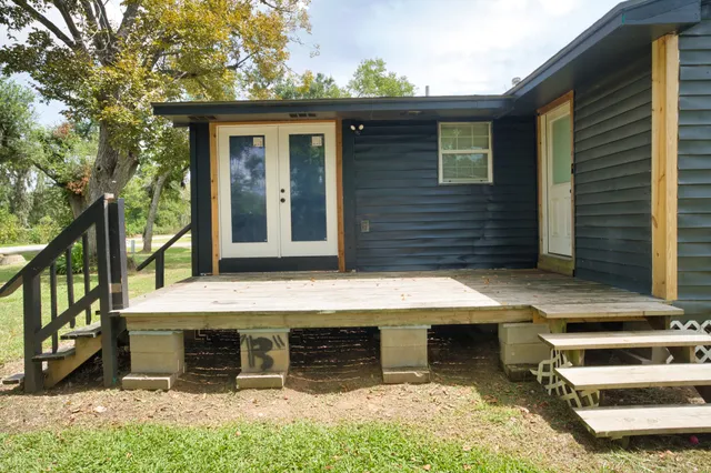 $148,000 | 111 Georgia Street, Brazoria, TX 77422