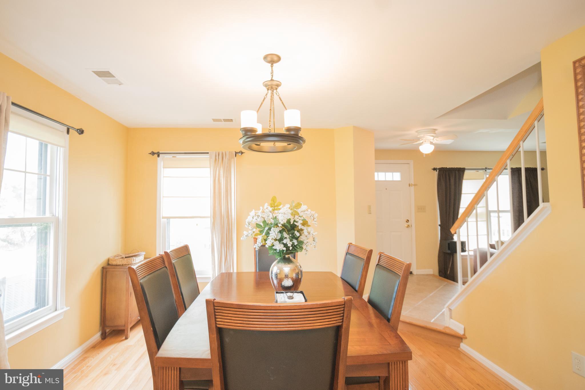 9501 Snead Court, Unit 100 Laurel, MD 20708 - Photo 6 of 26 Dining Room