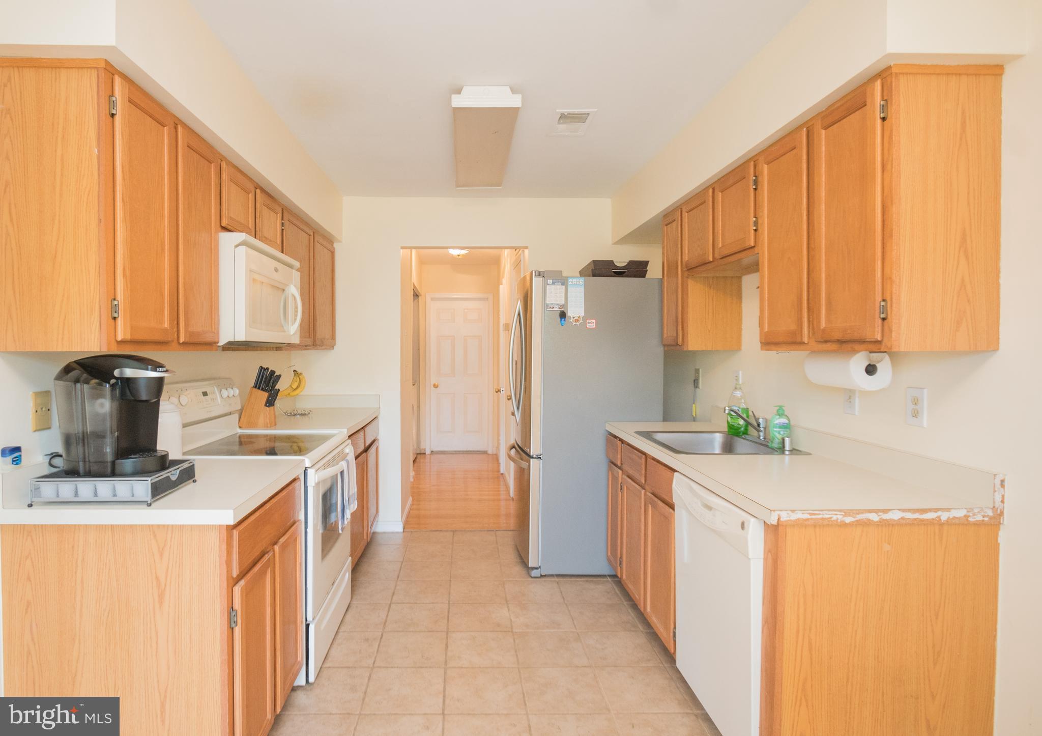 9501 Snead Court, Unit 100 Laurel, MD 20708 - Photo 8 of 26 Kitchen