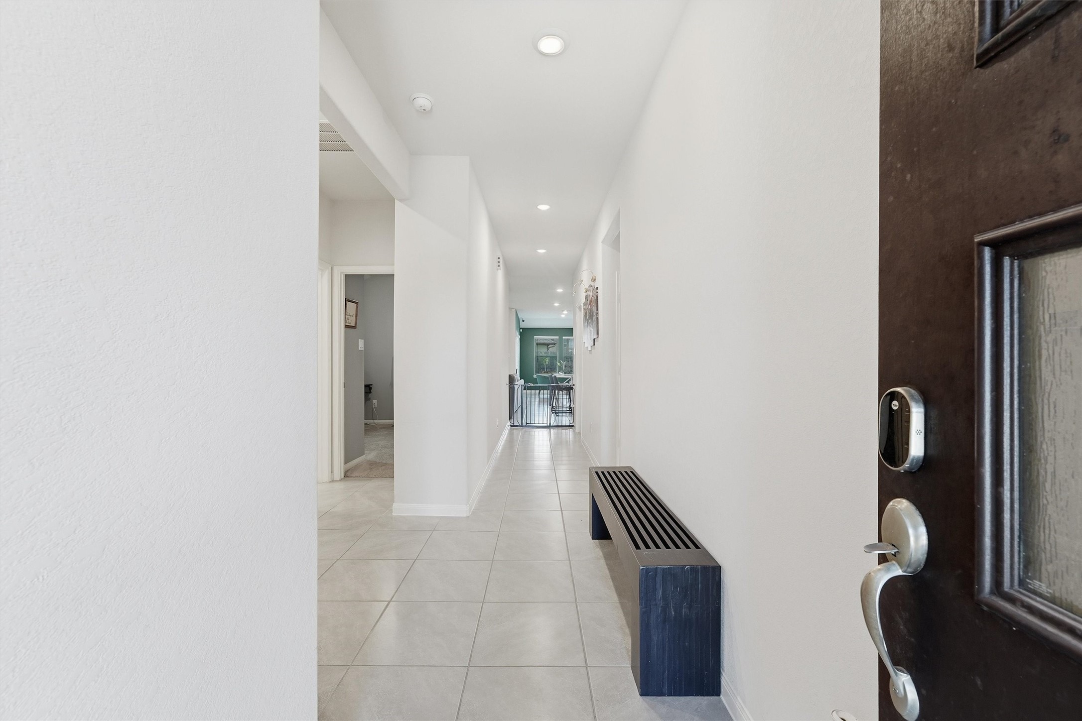 1007 Modesto Drive Rosharon, TX 77583 - Photo 24 of 25 Step inside to a bright, welcoming interior with neutral finishes and an easy-flowing floor plan.
