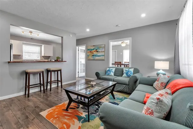 $343,000 | 1507 32nd Street West, Bradenton, FL 34205