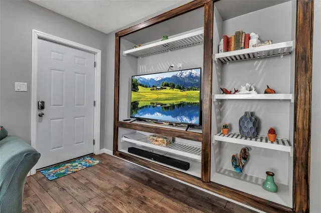 $343,000 | 1507 32nd Street West, Bradenton, FL 34205