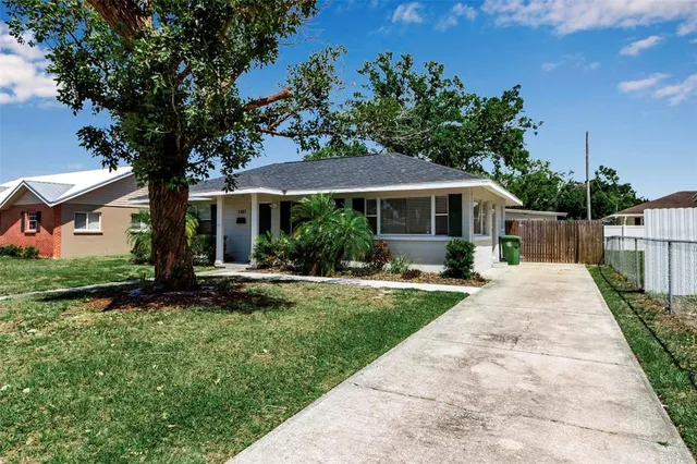$343,000 | 1507 32nd Street West, Bradenton, FL 34205