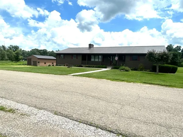 $350,000 | 18224 Main Street, Newark, OH 43056