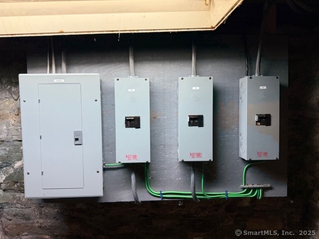 41 Spring Street Windham, CT 06226 - Photo 14 of 15 a view of water heater room