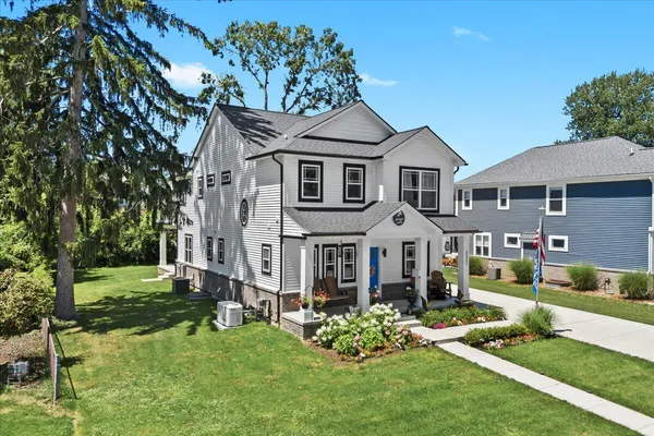 $849,900 | 3337 Garden Avenue, Royal Oak, MI 48073