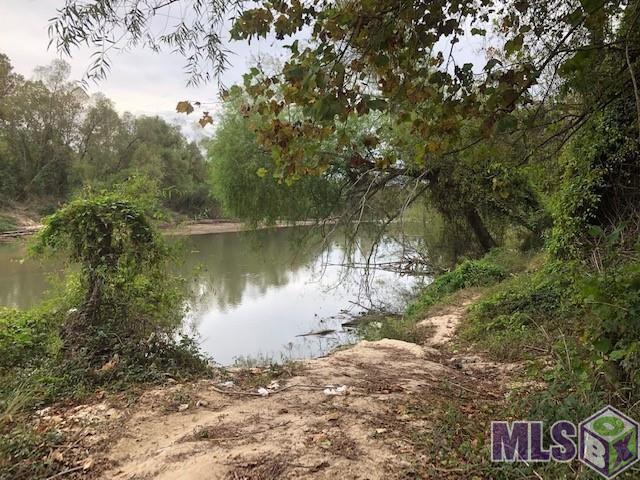 17590 Florida Boulevard Baton Rouge, LA 70816 - Photo 15 of 18