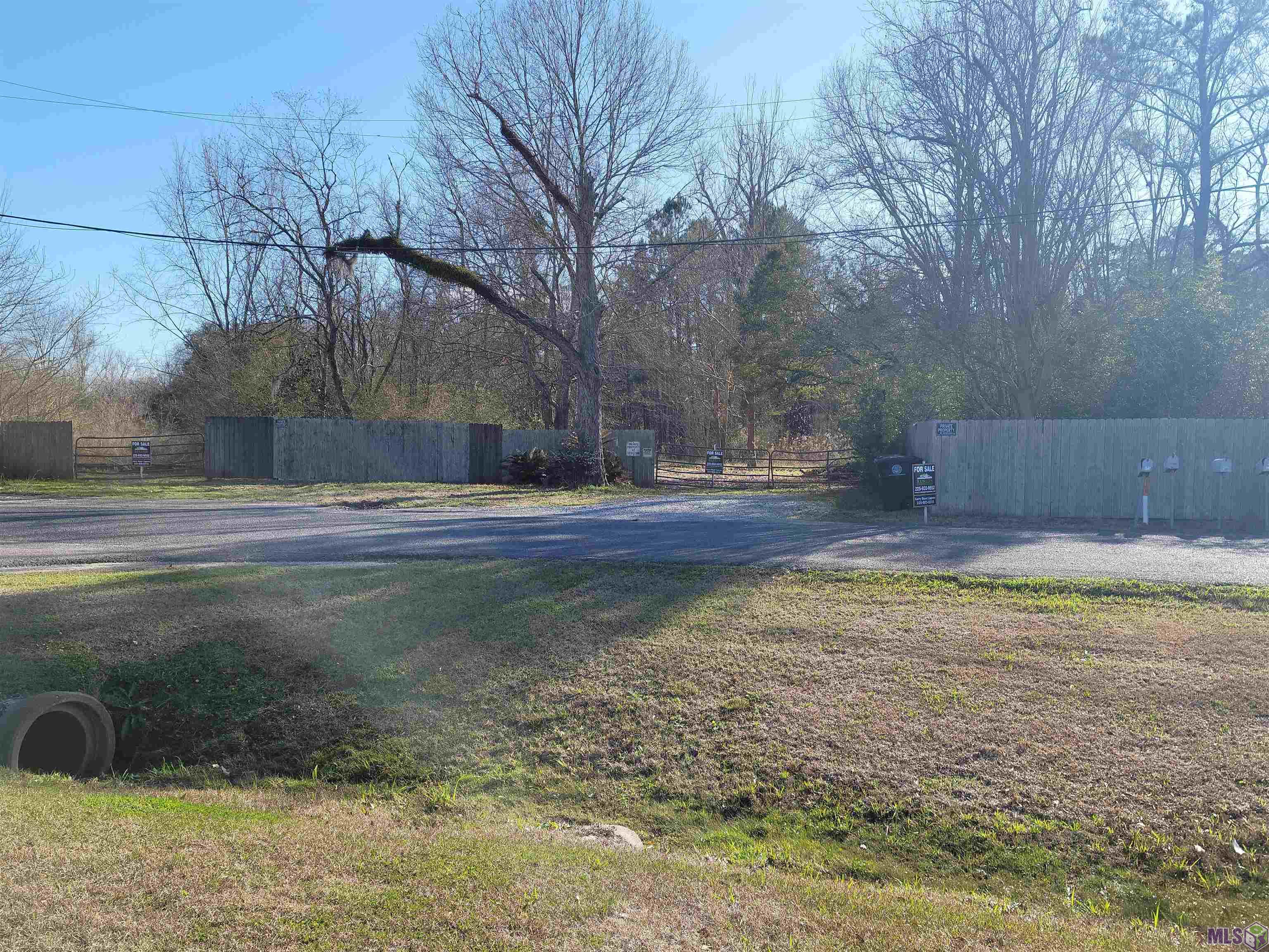 17590 Florida Boulevard Baton Rouge, LA 70816 - Photo 3 of 18