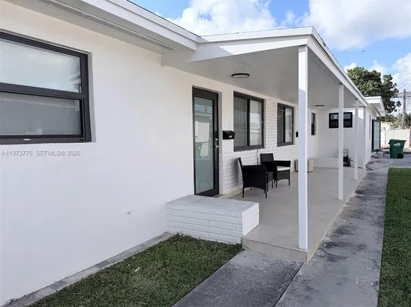 $2,600 | 9381 Southwest 39th Street, Unit 9383, Miami, FL 33165