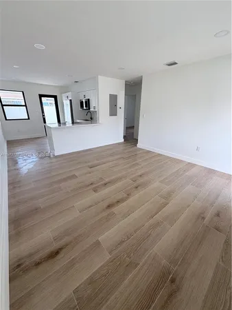 $2,600 | 9381 Southwest 39th Street, Unit 9383, Miami, FL 33165