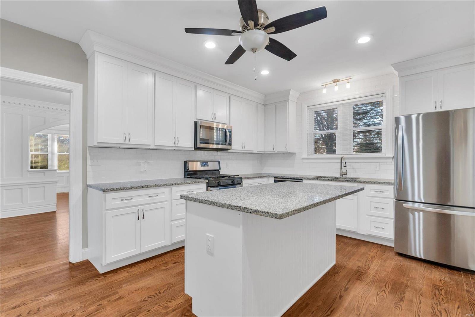4917 Ringer Road St. Louis, MO 63129 - Photo 10 of 44 Gallery Image 10